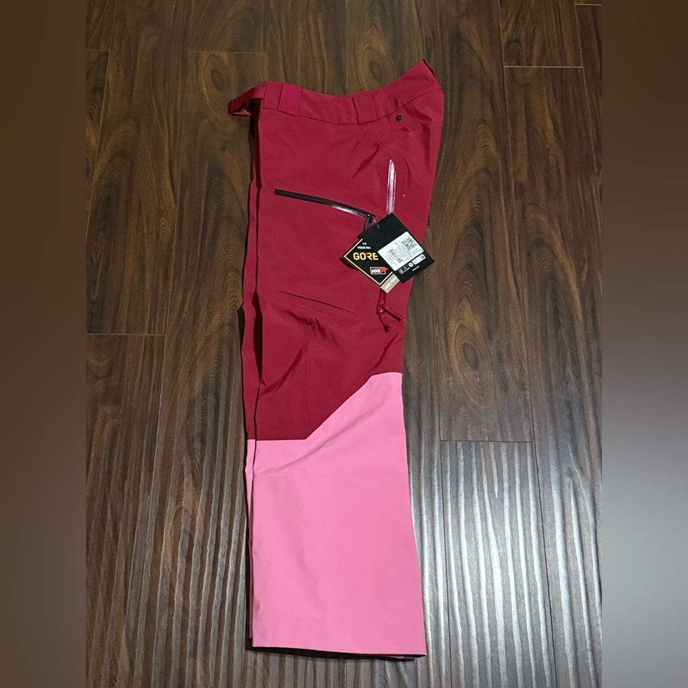 NWT Arc'teryx Sabre Pants Men Bordeaux Size MR